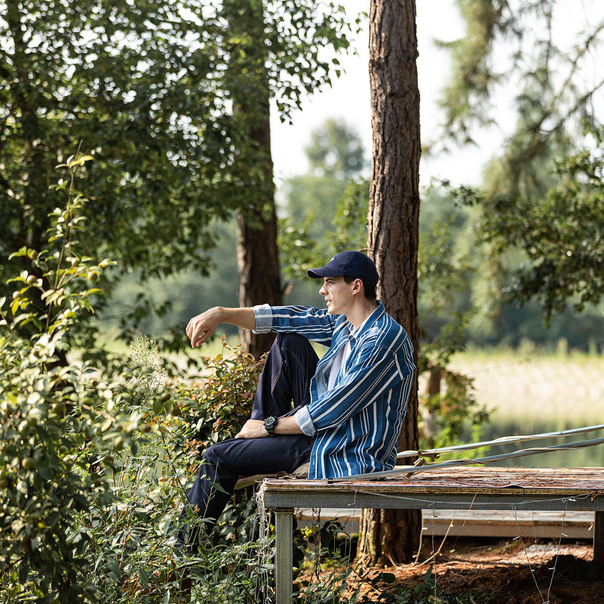 Men's Loose-fit Autumn Washed Striped Denim Shirt With Chest Pockets